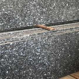 giá đá hoa cương granite xà cừ f2